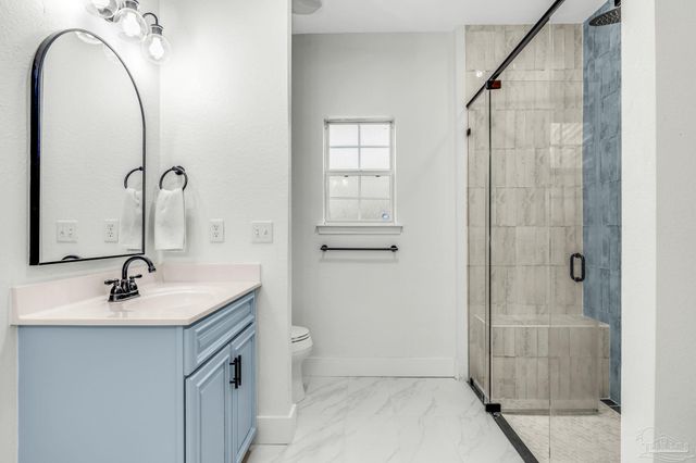 554 Downhaul Dr, Pensacola, FL 32507