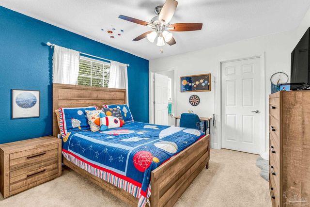 554 Downhaul Dr, Pensacola, FL 32507