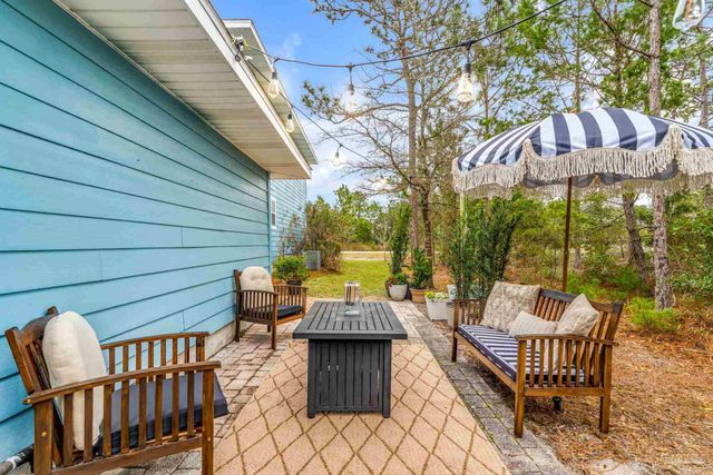 554 Downhaul Dr, Pensacola, FL 32507