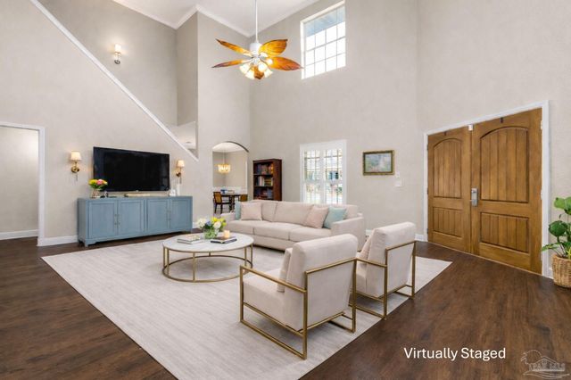 554 Downhaul Dr, Pensacola, FL 32507