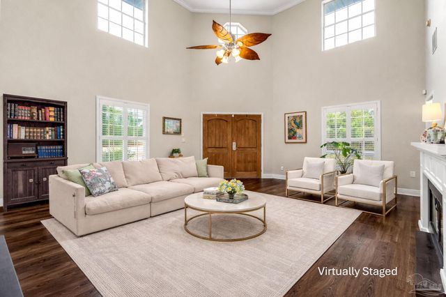 554 Downhaul Dr, Pensacola, FL 32507