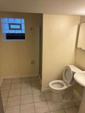 115 S Kilbourn Avenue 1st, Chicago, IL 60624