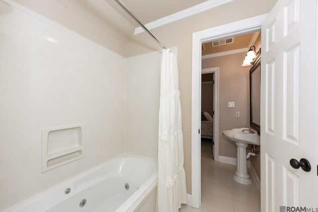 6905 Dianthus, Saint George, LA 70817