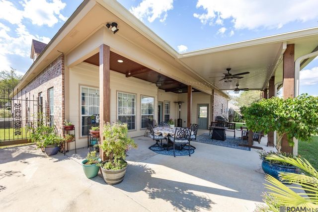 6905 Dianthus, Saint George, LA 70817