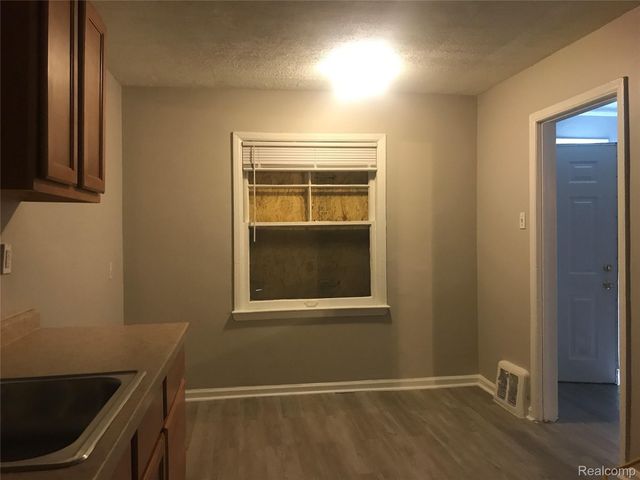 16544 SAINT MARYS Street, Detroit, MI 48235