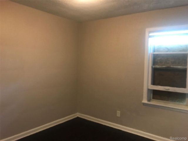 16544 SAINT MARYS Street, Detroit, MI 48235