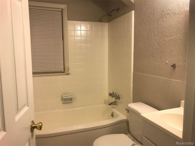 16544 SAINT MARYS Street, Detroit, MI 48235