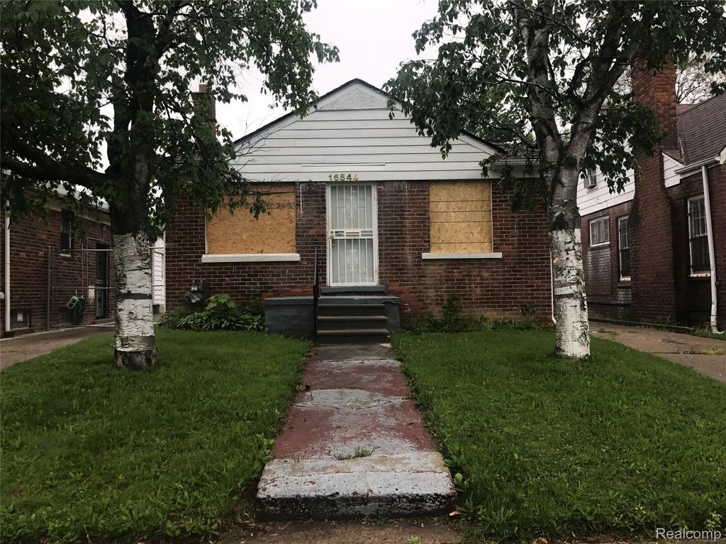 16544 SAINT MARYS Street, Detroit, MI 48235