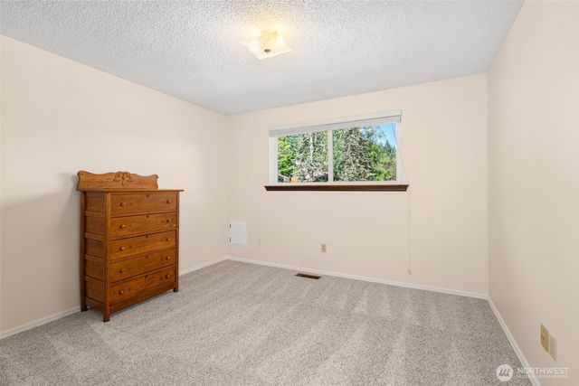 1336 Paradise Court SE, Lacey, WA 98503