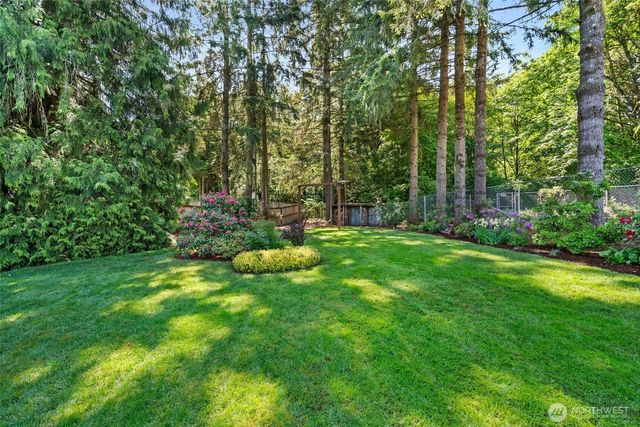 1336 Paradise Court SE, Lacey, WA 98503
