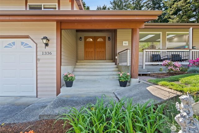 1336 Paradise Court SE, Lacey, WA 98503