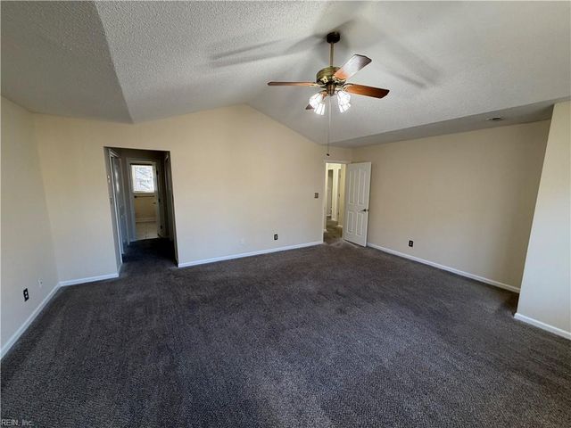 411 Campton PL, Newport News, VA 23608