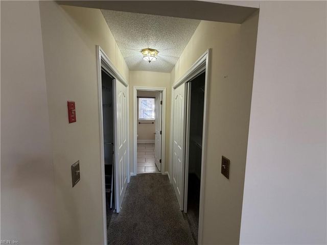 411 Campton PL, Newport News, VA 23608