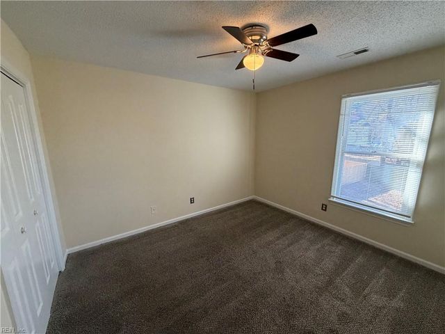 411 Campton PL, Newport News, VA 23608