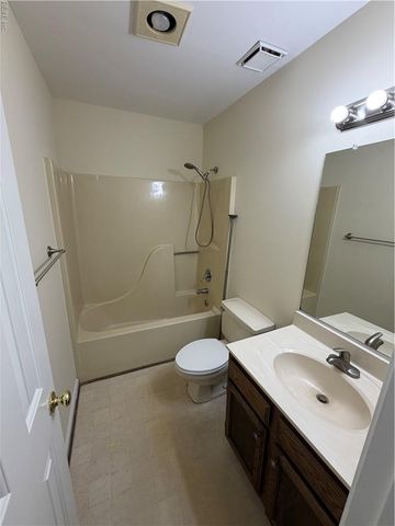 411 Campton PL, Newport News, VA 23608