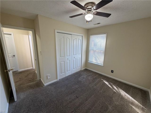 411 Campton PL, Newport News, VA 23608