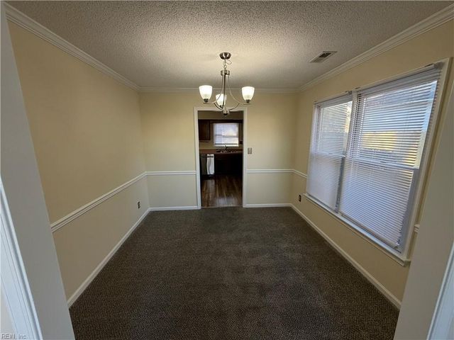 411 Campton PL, Newport News, VA 23608