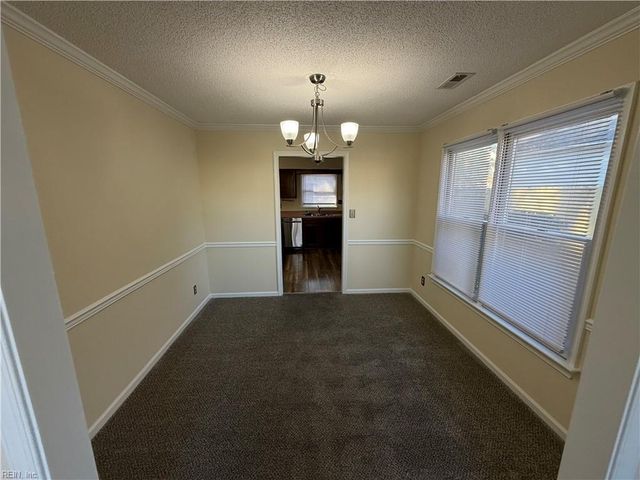 411 Campton PL, Newport News, VA 23608