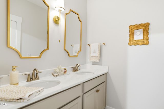 833 Whistable Avenue, Wake Forest, NC 27587