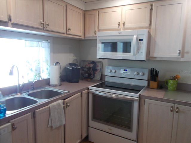 5004 PALENA BOULEVARD, North Port, FL 34287