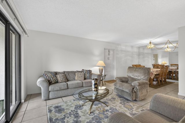 812 Sky Pine Way G1, Greenacres, FL 33415