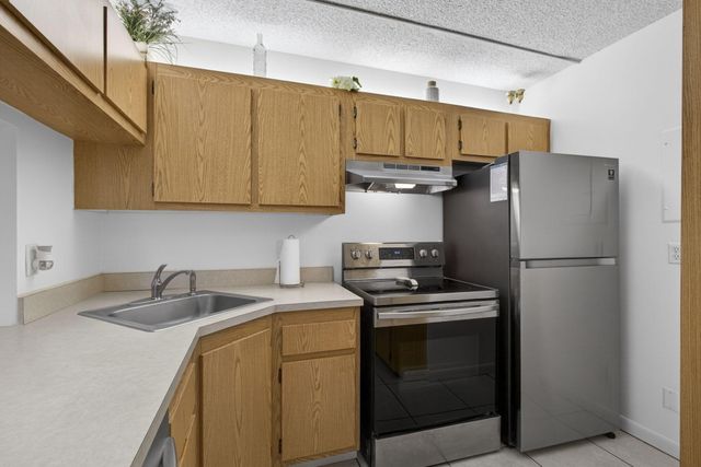 812 Sky Pine Way G1, Greenacres, FL 33415