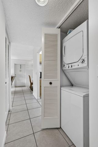 812 Sky Pine Way G1, Greenacres, FL 33415