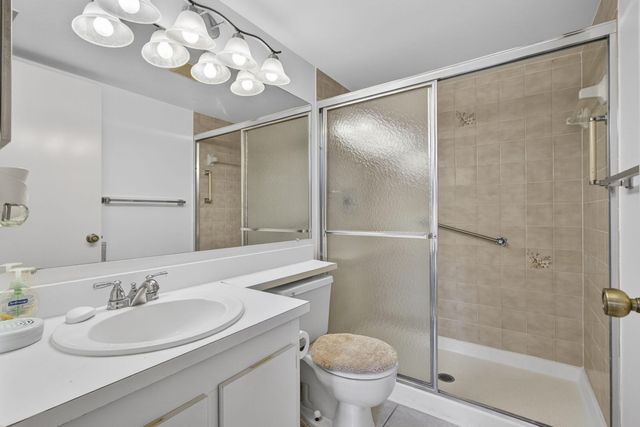 812 Sky Pine Way G1, Greenacres, FL 33415