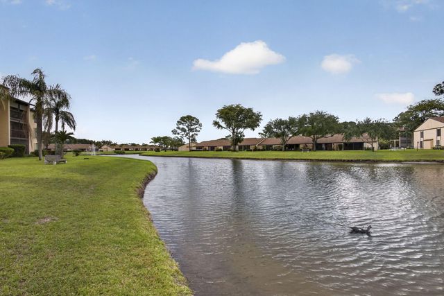 812 Sky Pine Way G1, Greenacres, FL 33415