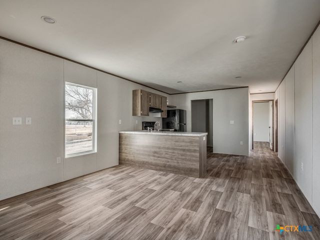352 Trammel Road, Eddy, TX 76524