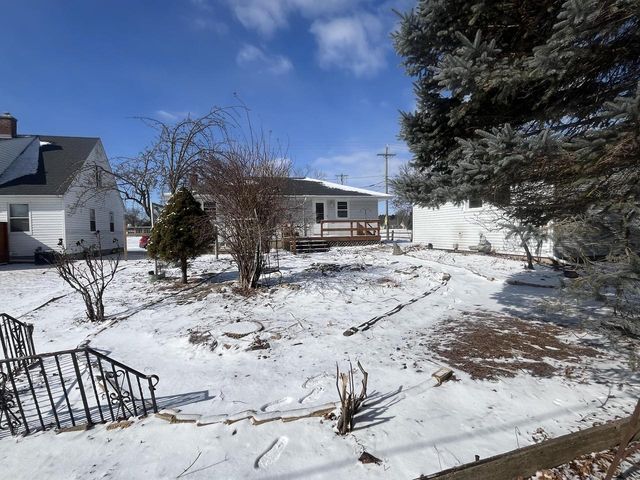 703 S 33rd STREET, Manitowoc, WI 54220