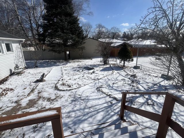 703 S 33rd STREET, Manitowoc, WI 54220