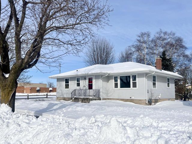 703 S 33rd STREET, Manitowoc, WI 54220