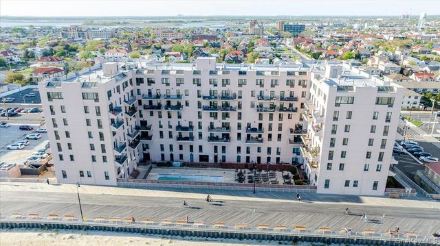 100 W Broadway 6W, Long Beach, NY 11561