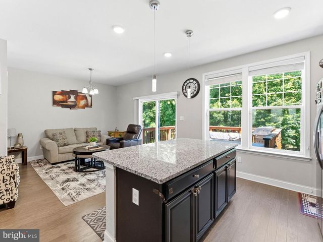33 SULLIVAN WAY, Marlton, NJ 08053