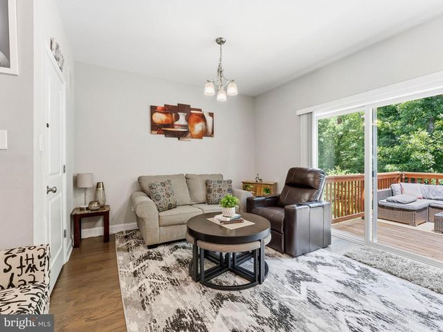 33 SULLIVAN WAY, Marlton, NJ 08053