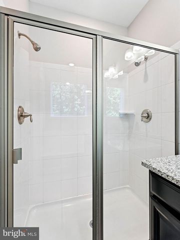 33 SULLIVAN WAY, Marlton, NJ 08053