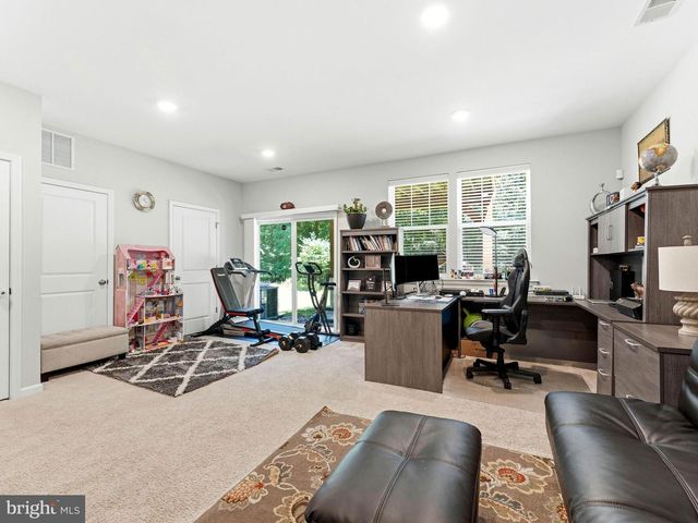 33 SULLIVAN WAY, Marlton, NJ 08053