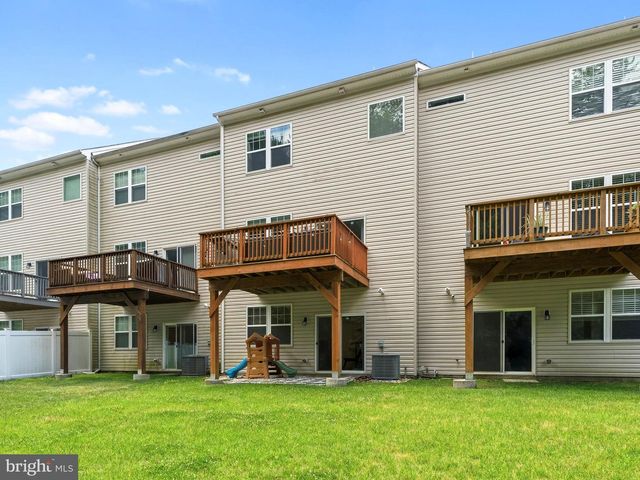 33 SULLIVAN WAY, Marlton, NJ 08053