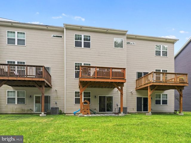 33 SULLIVAN WAY, Marlton, NJ 08053