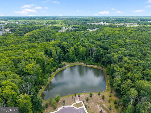 33 SULLIVAN WAY, Marlton, NJ 08053