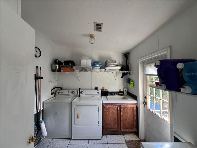 1124 DARA CAY DRIVE, Kissimmee, FL 34741