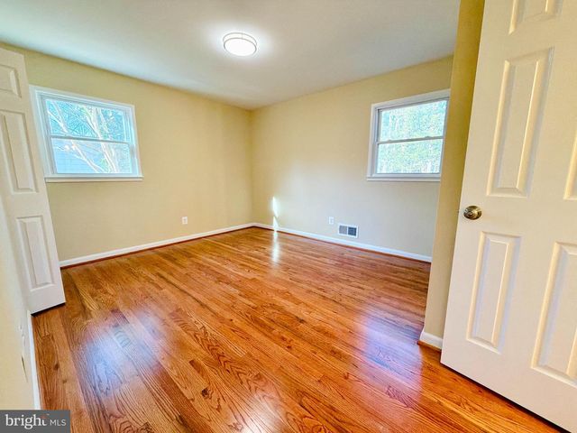 9422 MAUCK CT, Fairfax, VA 22032