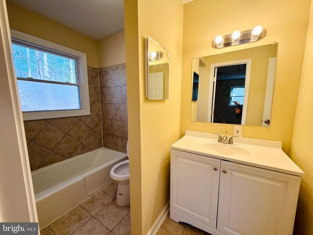 9422 MAUCK CT, Fairfax, VA 22032