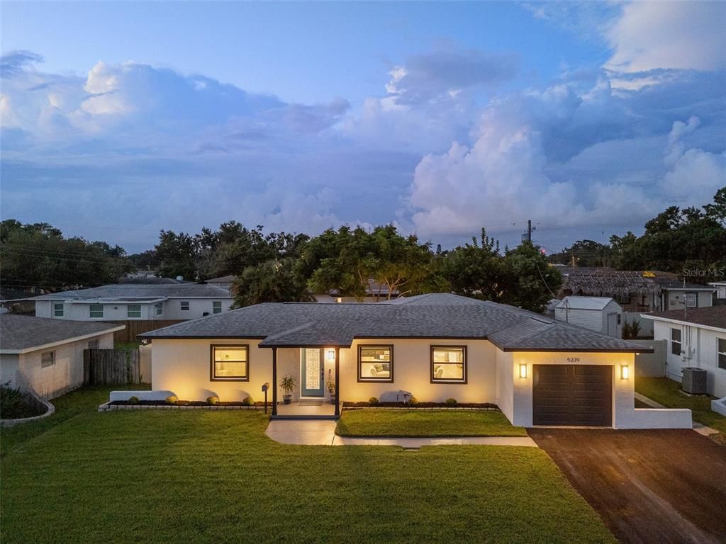 5239 24TH AVENUE N, St Petersburg, FL 33710