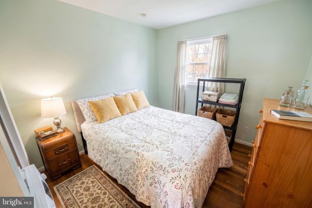 7 ELM AVE, Gettysburg, PA 17325