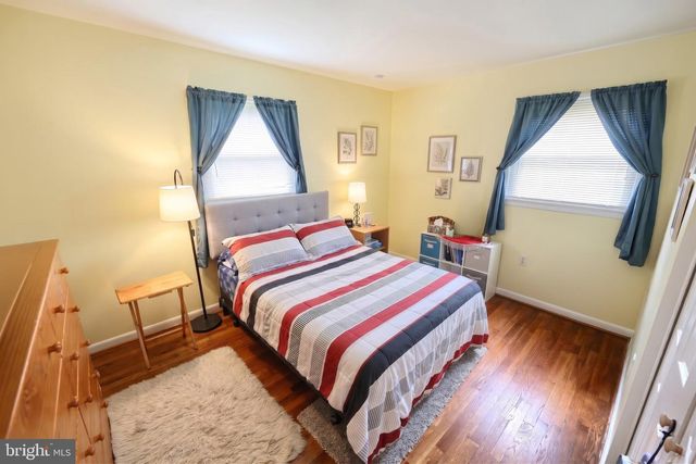 7 ELM AVE, Gettysburg, PA 17325