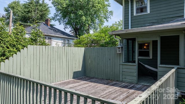 313 E Main Street, Morganton, NC 28655