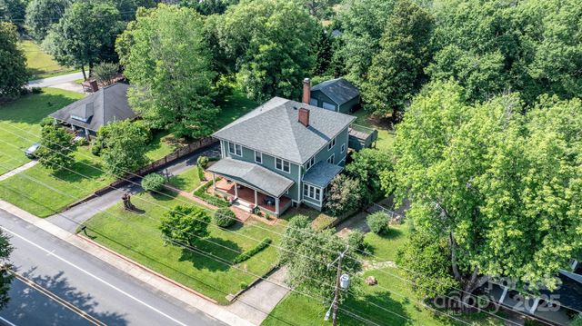 313 E Main Street, Morganton, NC 28655