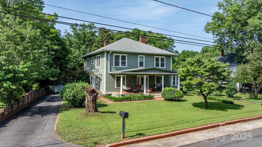 313 E Main Street, Morganton, NC 28655
